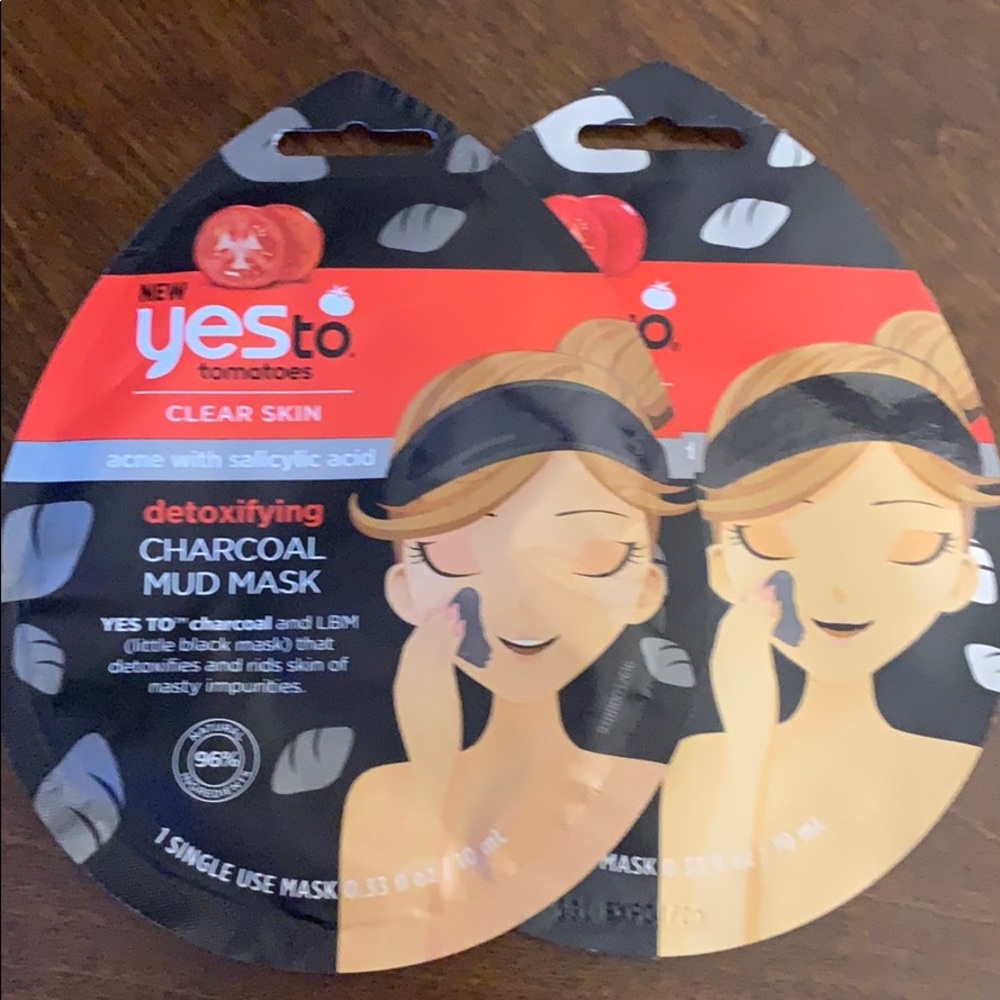 Yes to Tomatoes Charcoal Mud Mask